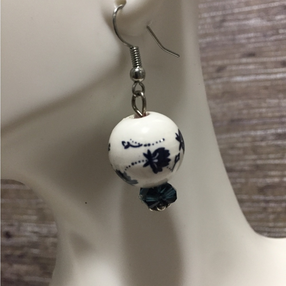 Handmade earrings with porcelain beads